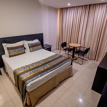 Like Ue Hotel Гояния Екстериор снимка