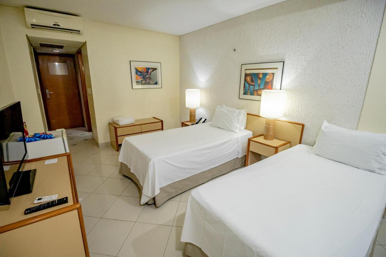 Like Ue Hotel Гояния Екстериор снимка
