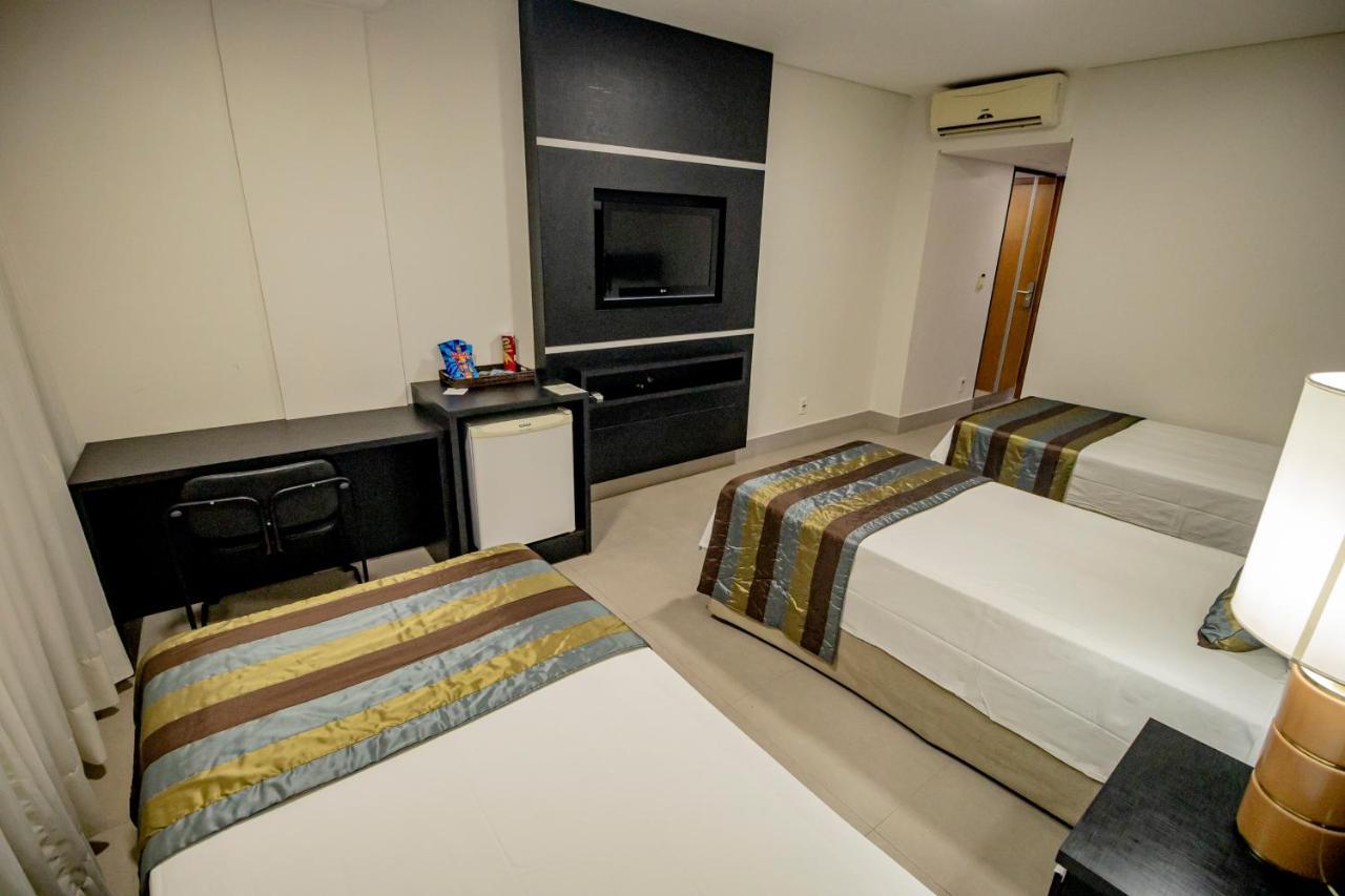 Like Ue Hotel Гояния Екстериор снимка