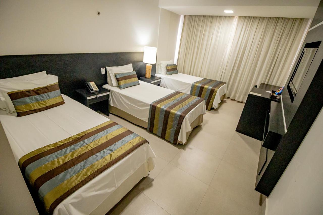 Like Ue Hotel Гояния Екстериор снимка