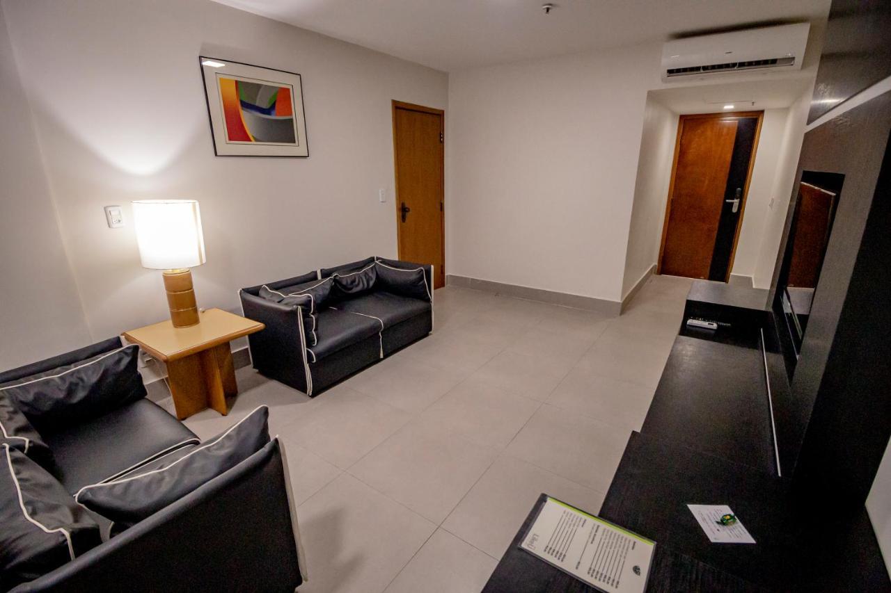 Like Ue Hotel Гояния Екстериор снимка