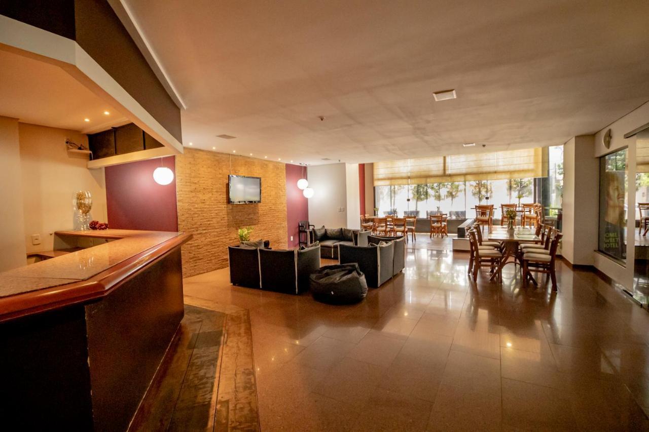 Like Ue Hotel Гояния Екстериор снимка