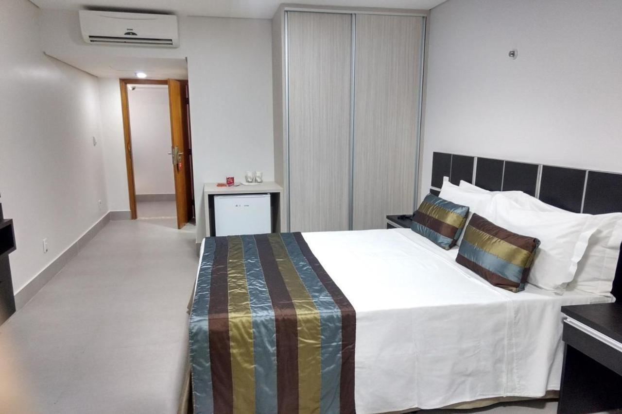 Like Ue Hotel Гояния Екстериор снимка