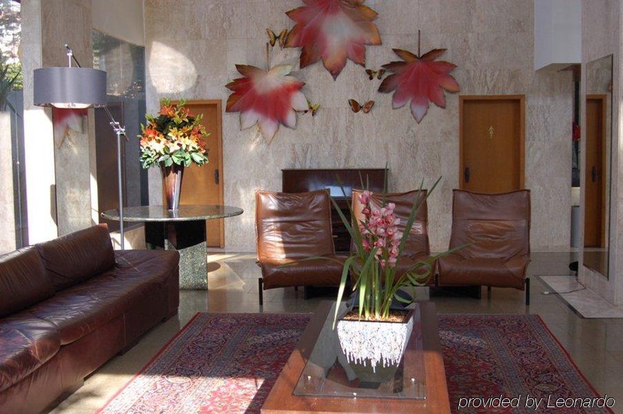 Like Ue Hotel Гояния Интериор снимка