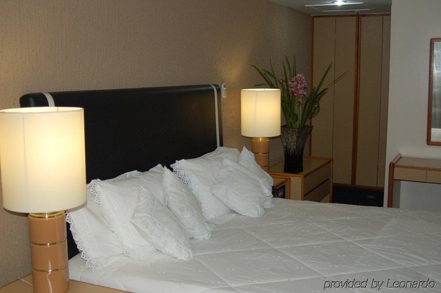 Like Ue Hotel Гояния Стая снимка